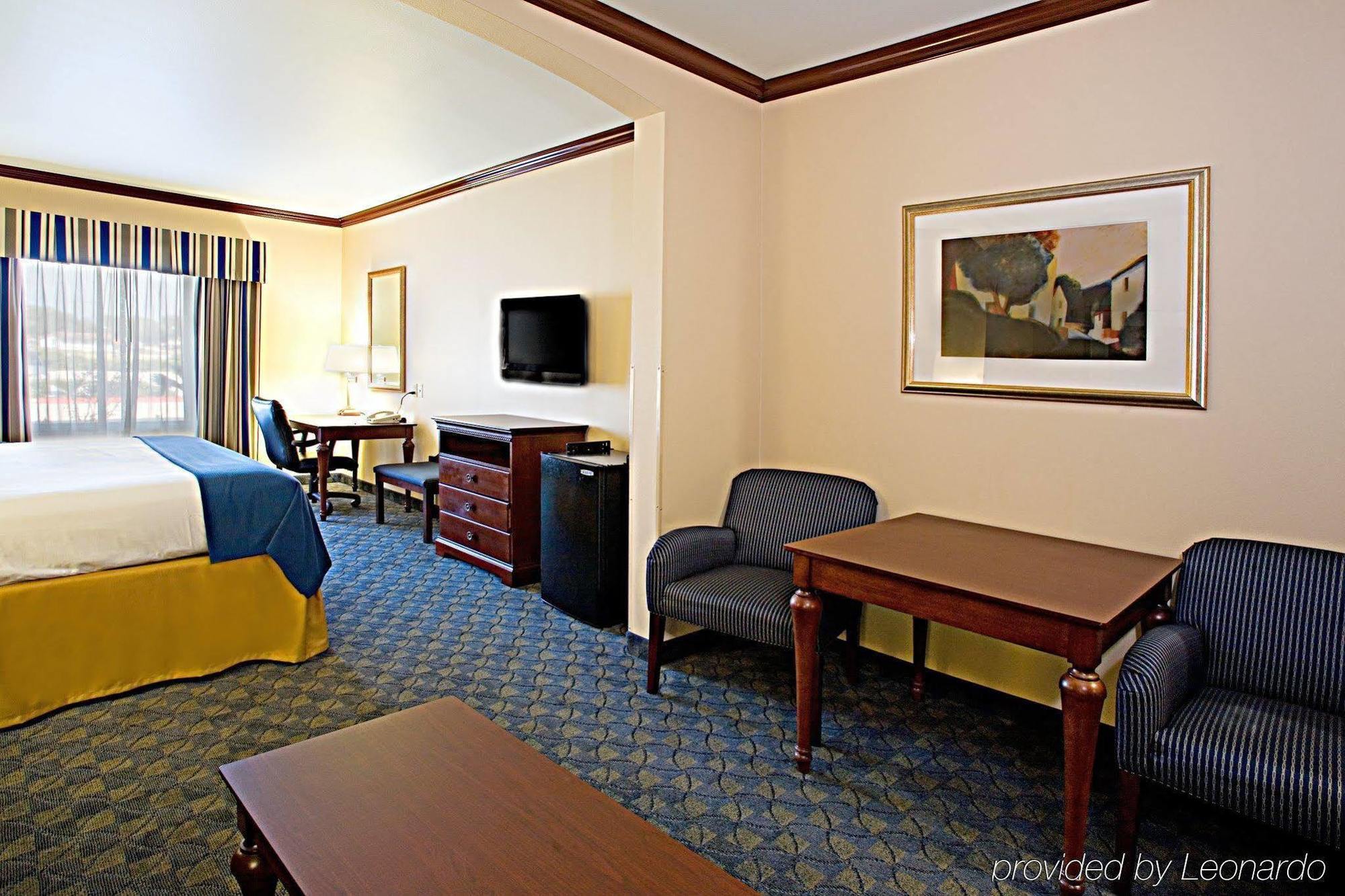 Holiday Inn Express Hotel And Suites Falfurrias Camera foto